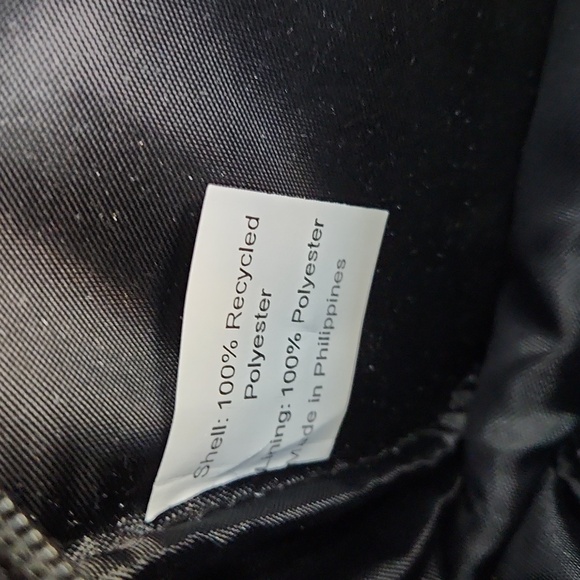 NWOT Basics Black Cosmetic Makeup Toiletry Bag Case - Picture 6 of 11